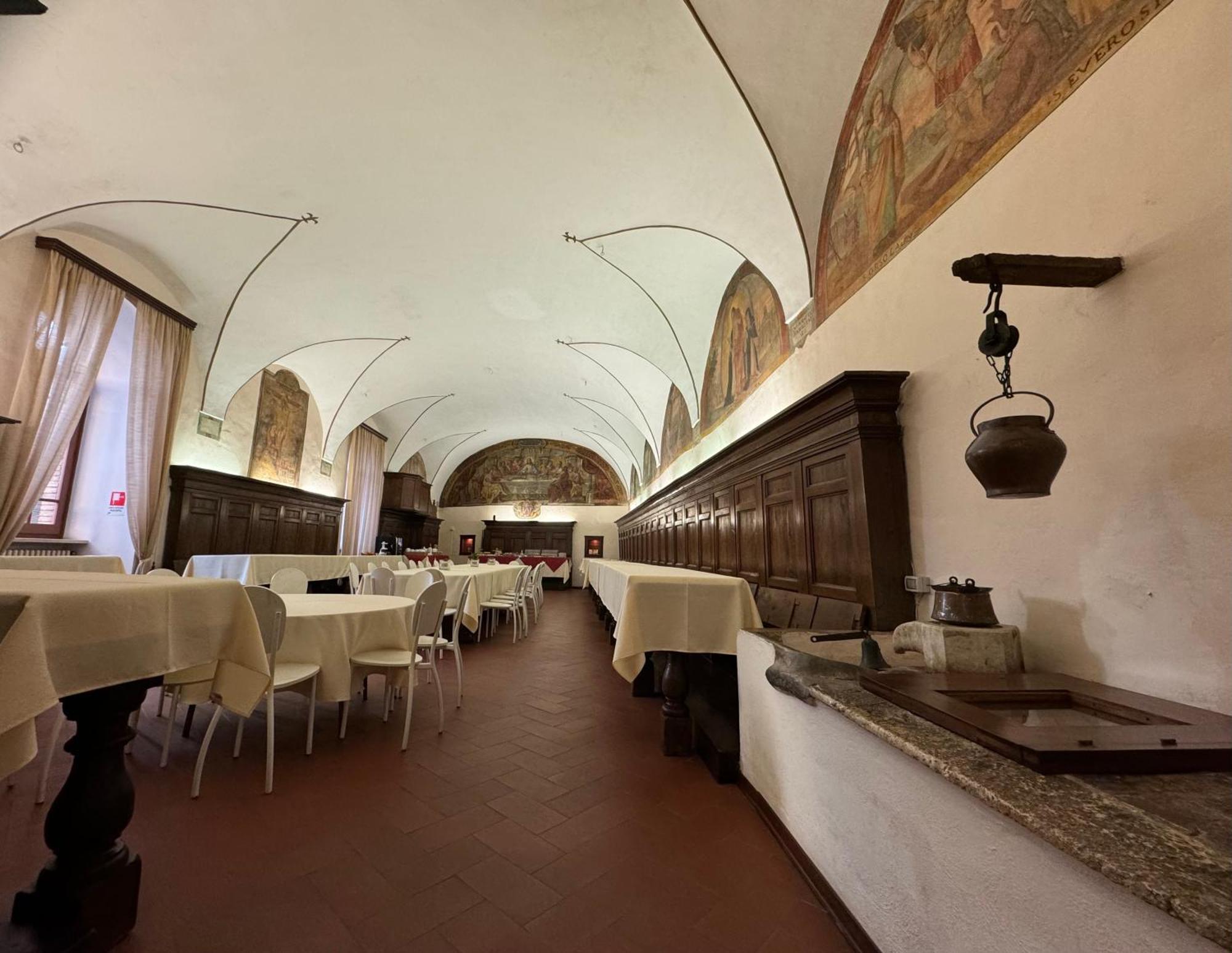 Monastero Ss. Annunziata Todi Exterior foto The refectory