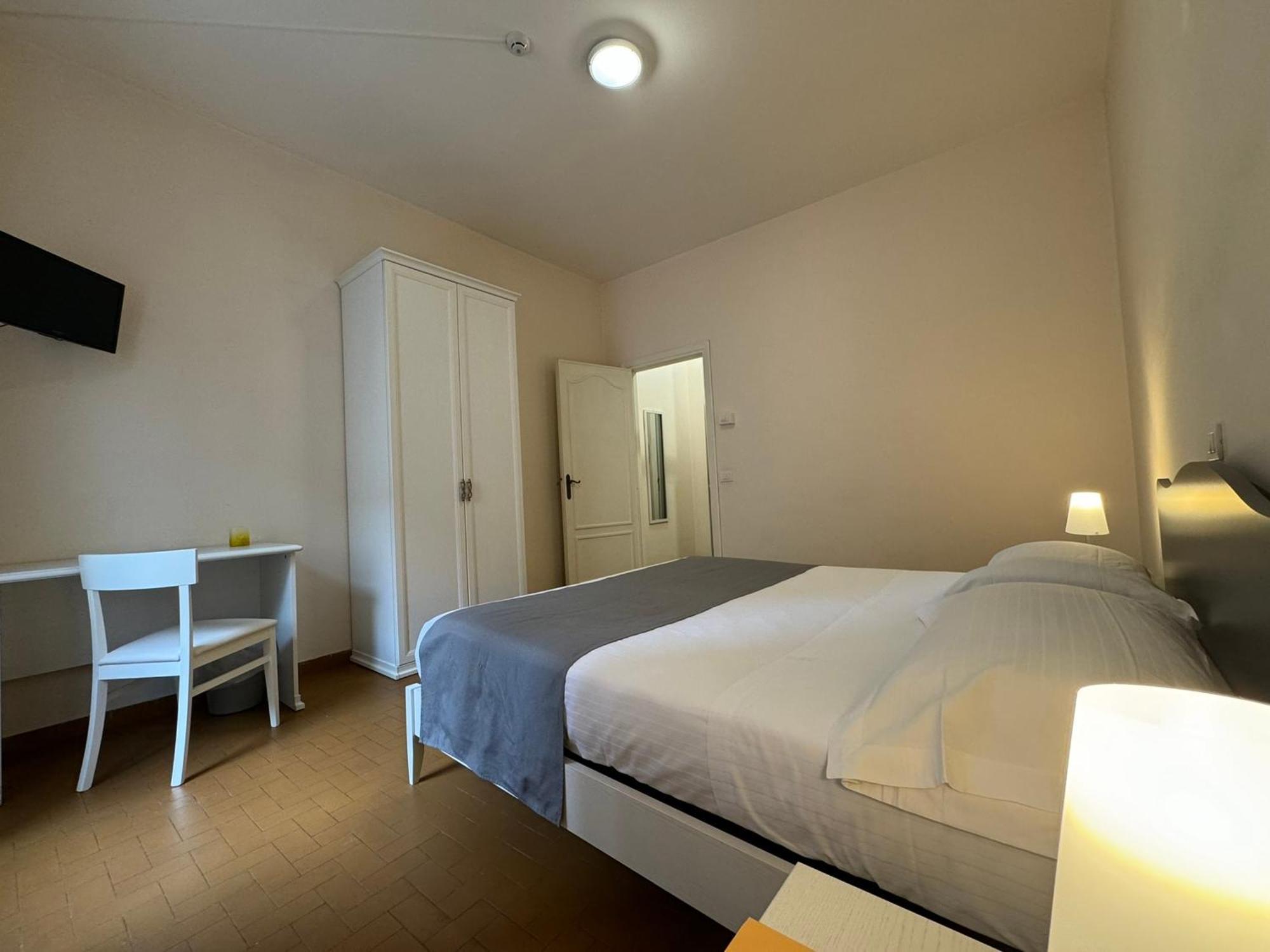 Monastero Ss. Annunziata Todi Exterior foto A room at the hotel